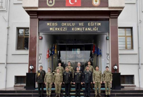 Азербайджанские военнослужащие посетили учебный центр турецкой армии