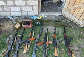В Агдаме в подвале дома найдены оружие и боеприпасы