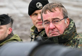 Министр обороны Германии: Наша поддержка Украины является непоколебимой и стабильной