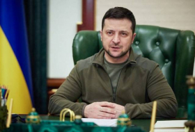 Зеленский уволил своего первого помощника и ряд чиновников Офиса президента