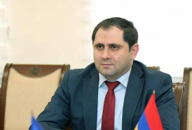 Министр обороны Армении отправился в Иран