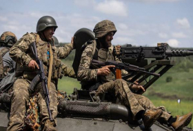 Франция создает альянс стран, готовых разместить войска в Украине