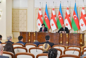 Ираклий Кобахидзе пригласил президента Ильхама Алиева посетить с визитом Грузию