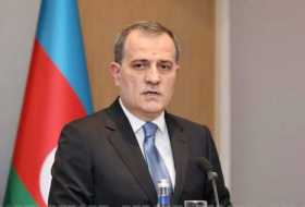 Глава МИД Азербайджана отправился с визитом в Беларусь