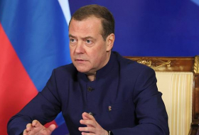 Медведев предложил конфисковать имущество, принадлежащее гражданам недружественных стран