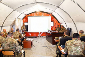 В Азербайджанской Армии проводятся командно-штабные учения - Фото+Видео