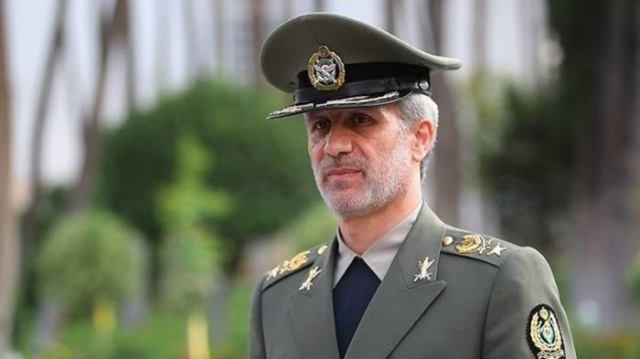 Министр обороны Ирана приехал к Асаду