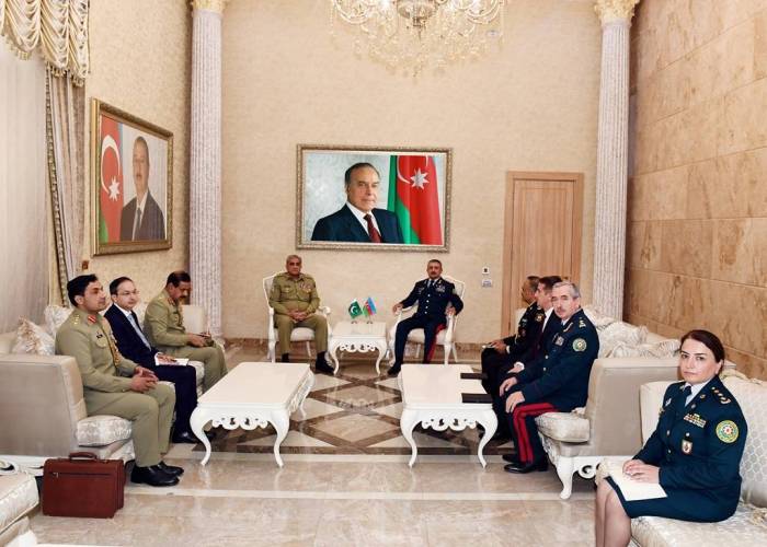 Начальник ГПС провел встречу с начальником штаба Сухопутных войск Пакистана