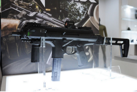 Итальянская компания Beretta презентовала новый пистолет-пулемёт PMX