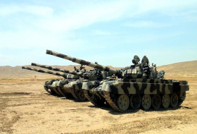 В Азербайджанской Армии проводится соревнование за звание командира лучшей танковой роты (ФОТО/ВИДЕО)