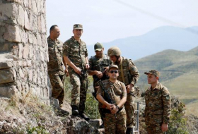 Полицейские войска Армении на границе с Азербайджаном (ФОТО)