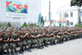 В Баку для военнослужащих проведен концерт в честь Гурбан байрамы (ФОТО)
