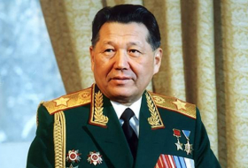 В Казахстане почтили память первого министра обороны