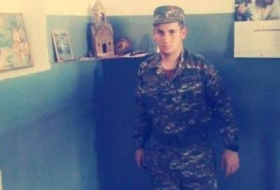 Полуслепой армянский солдат угодил на мину в Карабахе и лишился ног