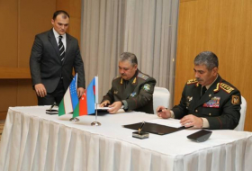 Подписан план сотрудничества между министерствами обороны Азербайджана и Узбекистана (ФОТО)