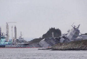 Норвежские военные не могут поднять фрегат, затонувший в результате их ошибки (ВИДЕО)