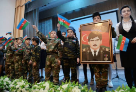 В Баку почтили память Национального героя Юсифа Алиева