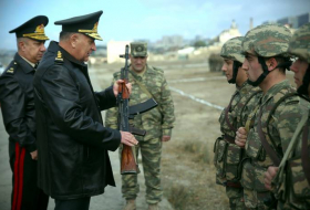 Начальник Генштаба Азербайджанской Армии встретился с личным составом Высшего военного училища - Видео