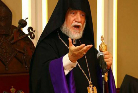 Даже диаспора отвернулась от Армении - разочарование армянского католикоса